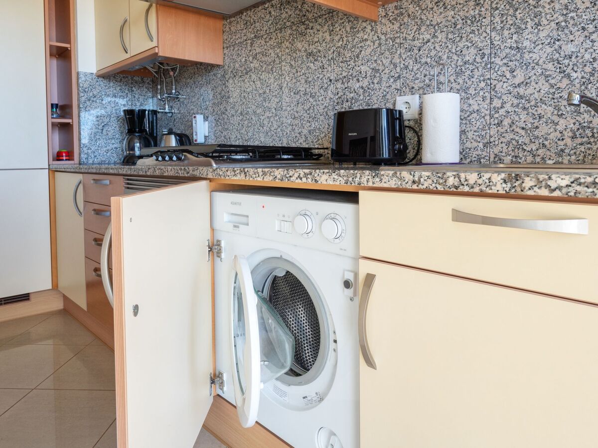 Appartement avec terrasse, 2 piscines, à 300 m du Strip – Albufeira - Photo 11