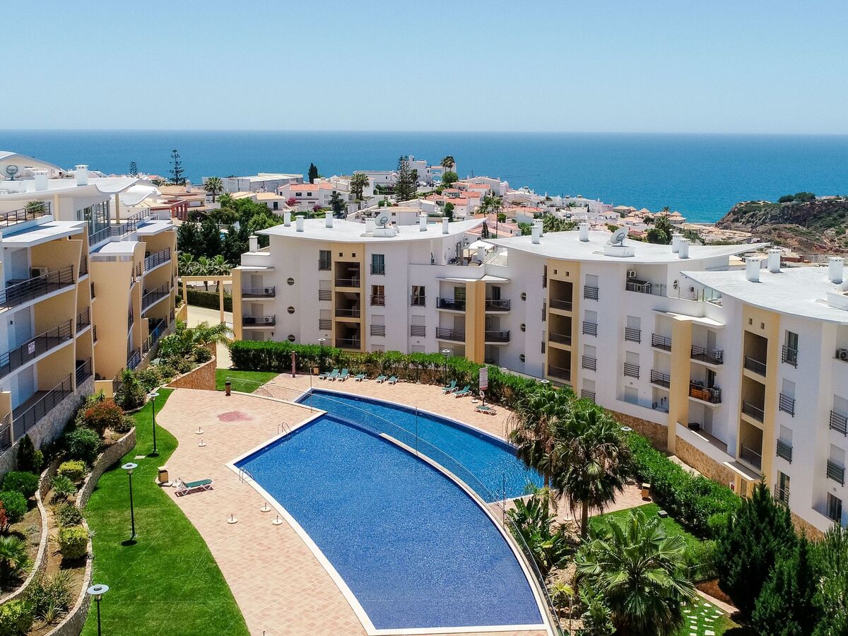Appartement avec terrasse, 2 piscines, à 300 m du Strip – Albufeira - Photo 29