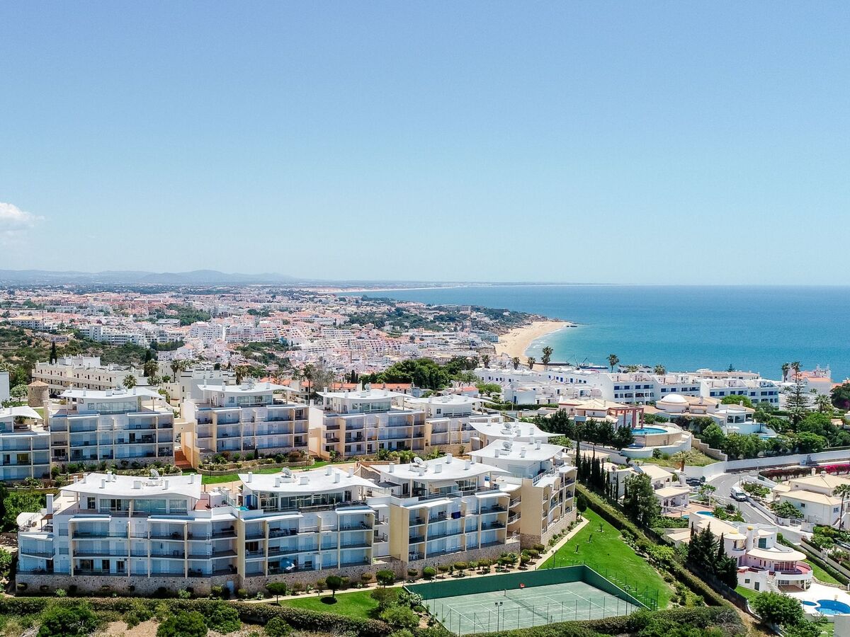 Appartement avec terrasse, 2 piscines, à 300 m du Strip – Albufeira - Photo 33