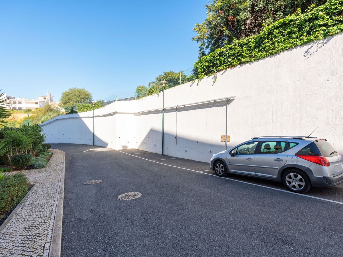 Appartement avec terrasse, 2 piscines, à 300 m du Strip – Albufeira - Photo 48