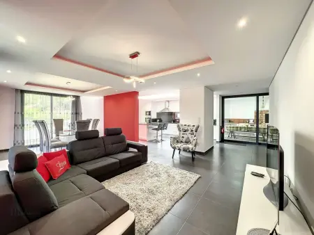 Location maison à Arco da Calheta