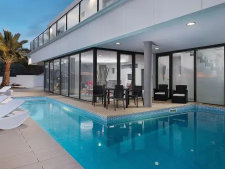 Location maison à Arco da Calheta