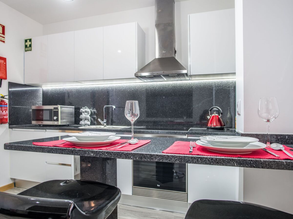 Haus Enxurros – Appartement vue montagne à Ponta Delgada - Photo 10
