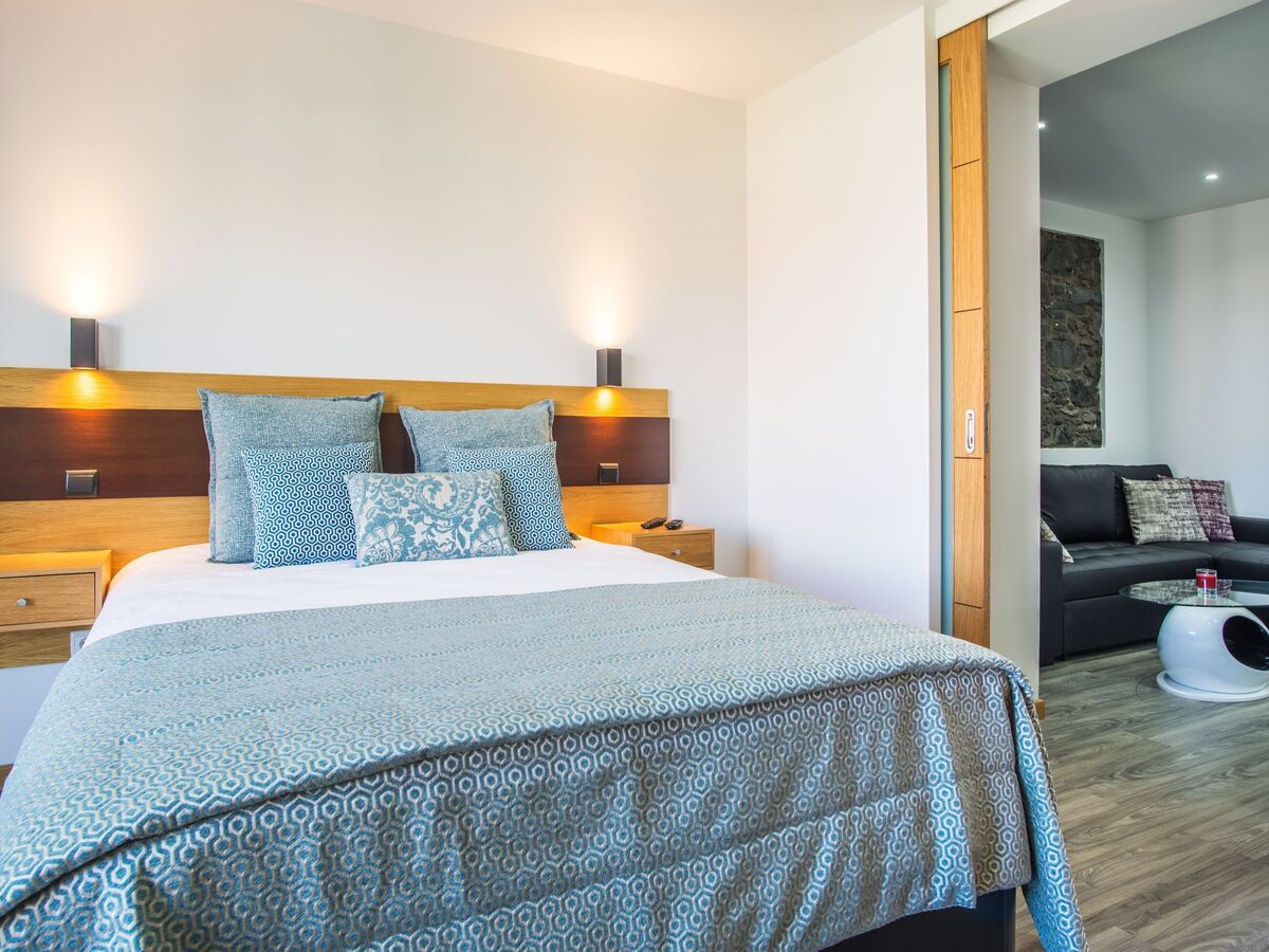 Haus Enxurros – Appartement vue montagne à Ponta Delgada - Photo 13