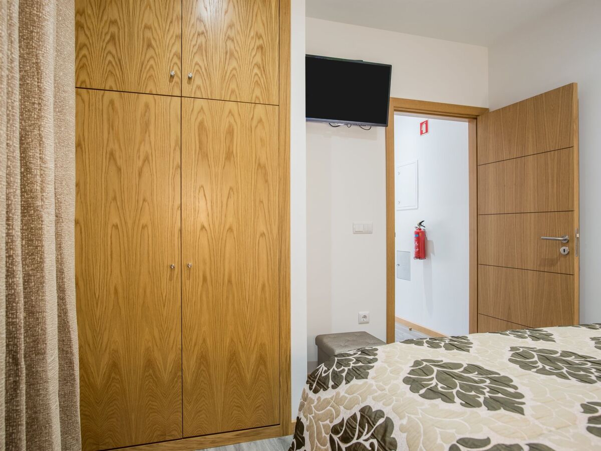 Haus Enxurros – Appartement vue montagne à Ponta Delgada - Photo 19