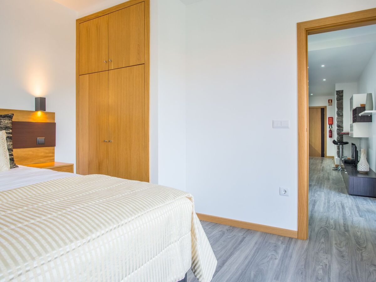 Haus Enxurros – Appartement vue montagne à Ponta Delgada - Photo 23
