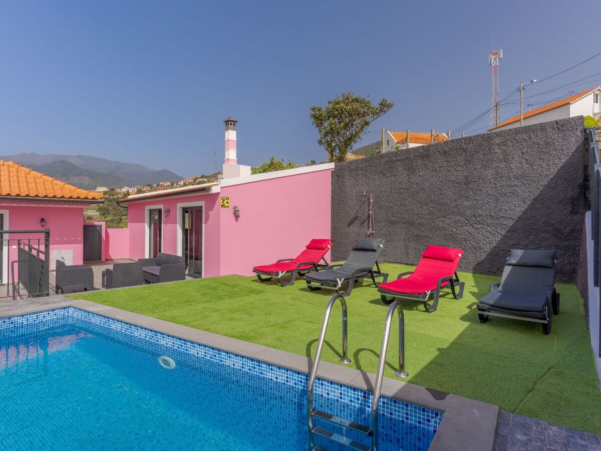 Villa Rosa – Maison 3 chambres avec piscine à Ribeira Brava - Photo 2