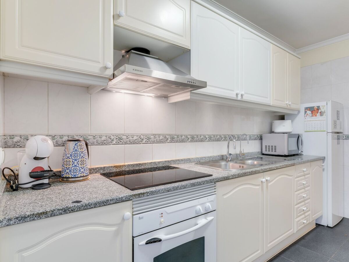 Isabel – Appartement 2 ch avec balcony vue montagne - Photo 14
