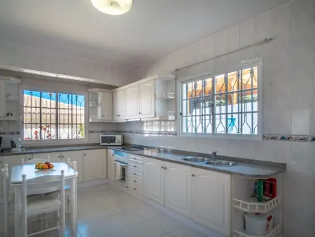 Villa mit Gartenblick, Maison 8 personnes à Funchal (Madeira) - Photo 12