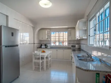 Villa mit Gartenblick, Maison 8 personnes à Funchal (Madeira) - Photo 13
