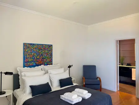 Ideales Familienhaus mit freiem Stadt- und Meerblick - Photo 19