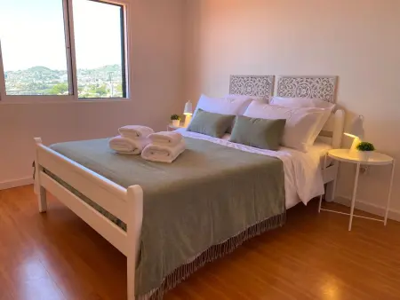 Ideales Familienhaus mit freiem Stadt- und Meerblick - Photo 25