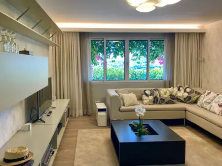 Ideales Familienhaus mit freiem Stadt- und Meerblick - Photo 31