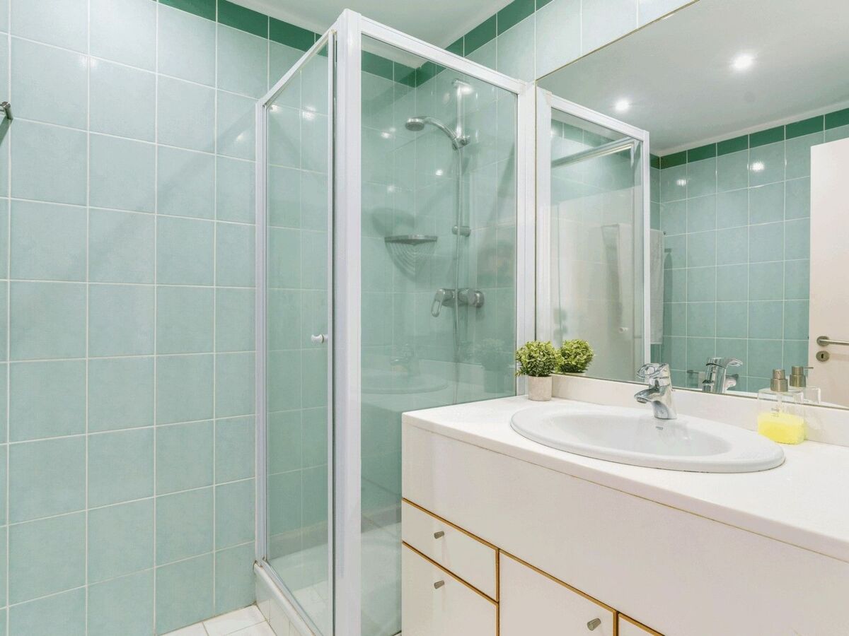 Appartement 4 chambres à Funchal, piscine et parking - Photo 17