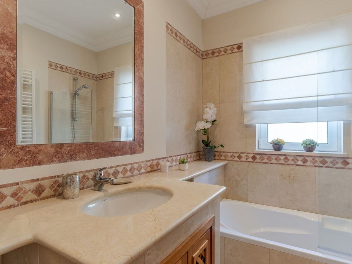 Villa Bougainvillea, maison 6 personnes vue mer à Funchal - Photo 28