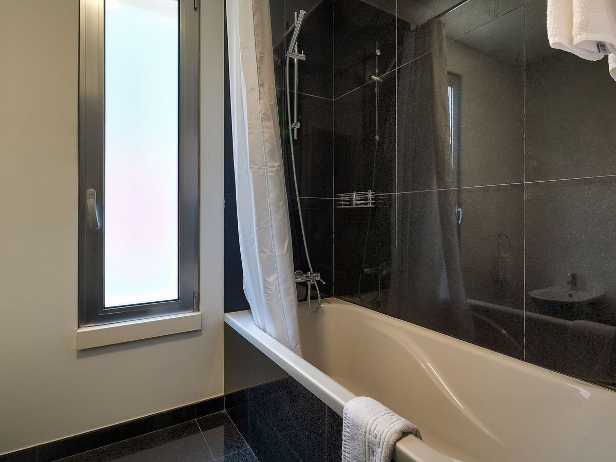 Villa Quinta Nogueira IV – Maison 4 ch avec piscine privée - Photo 20