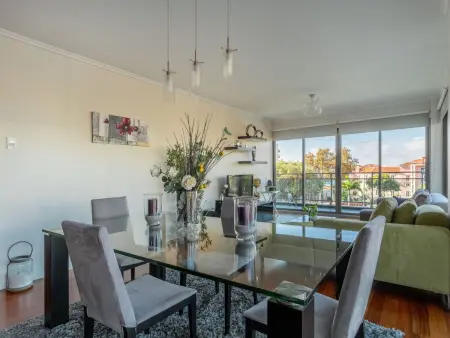 Location appartement à Madeira Funchal, Eine moderne Wohnung in hervorragender Lage.