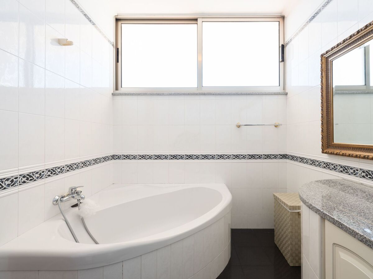 Appartement luxe 3 chambres Funchal, vue mer et 2 parkings - Photo 27