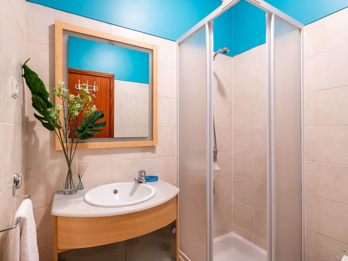 Appartement Barcelos, balcon vue mer à Funchal - Photo 10
