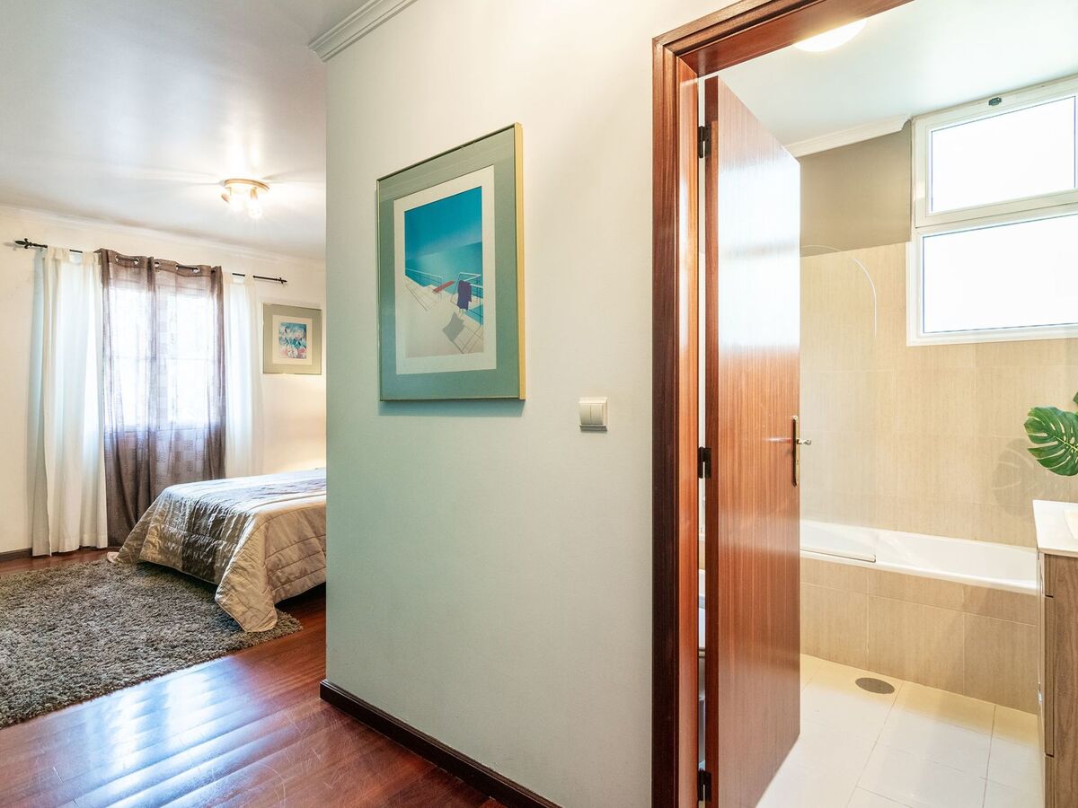Appartement Barcelos, balcon vue mer à Funchal - Photo 12