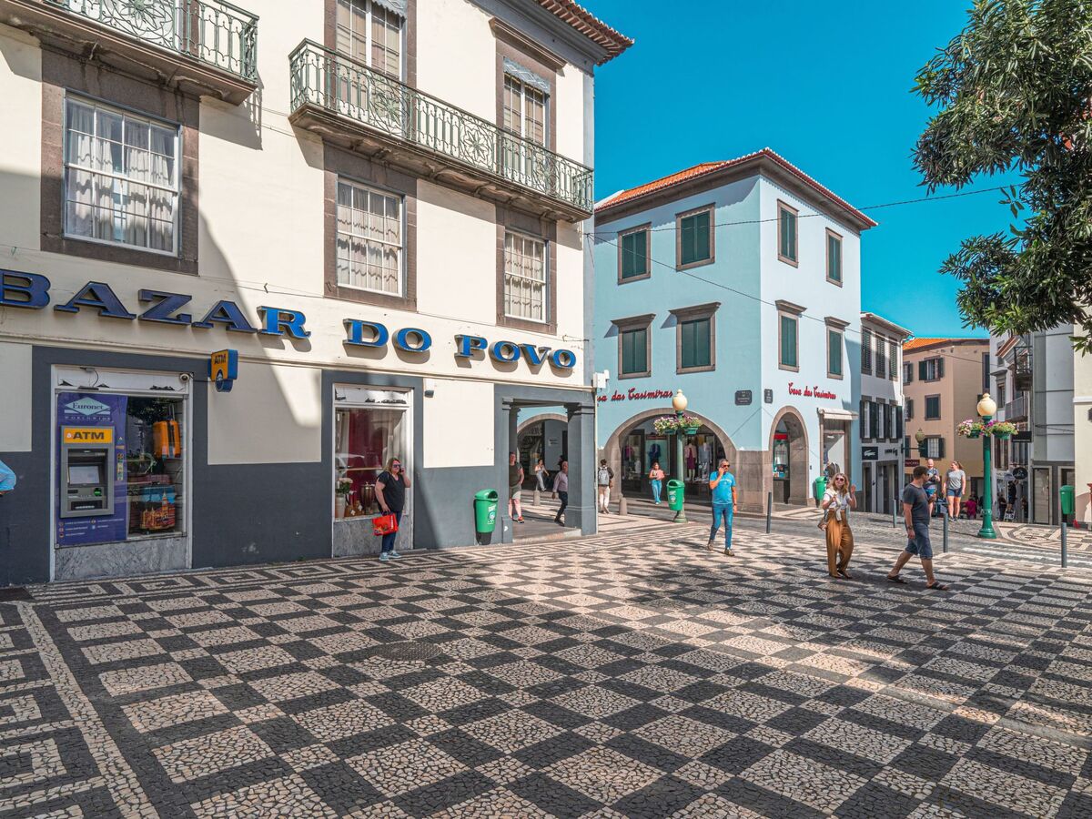 Studio 50 m² Funchal, 700 m du centre avec vue - Photo 16