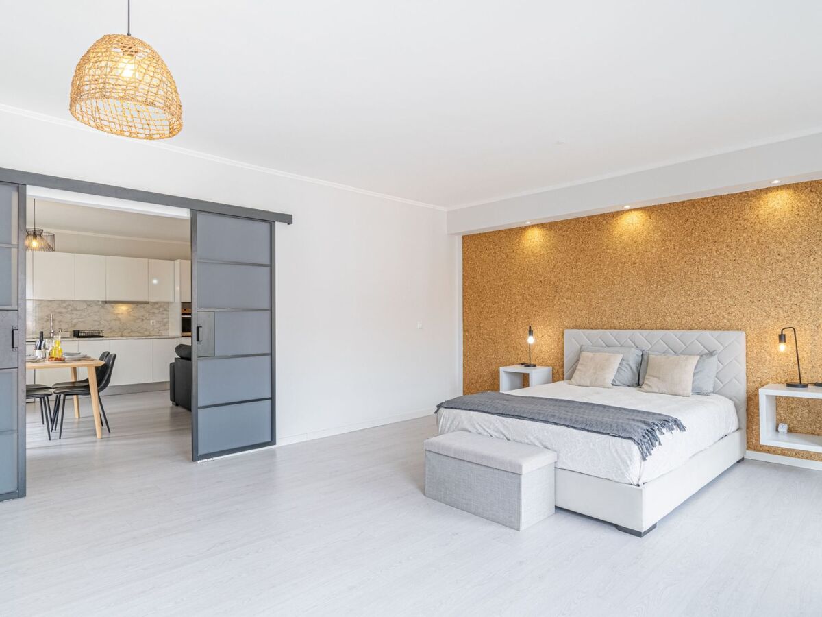 Apartment 81 à Funchal : 1 chambre, parking privé - Photo 5