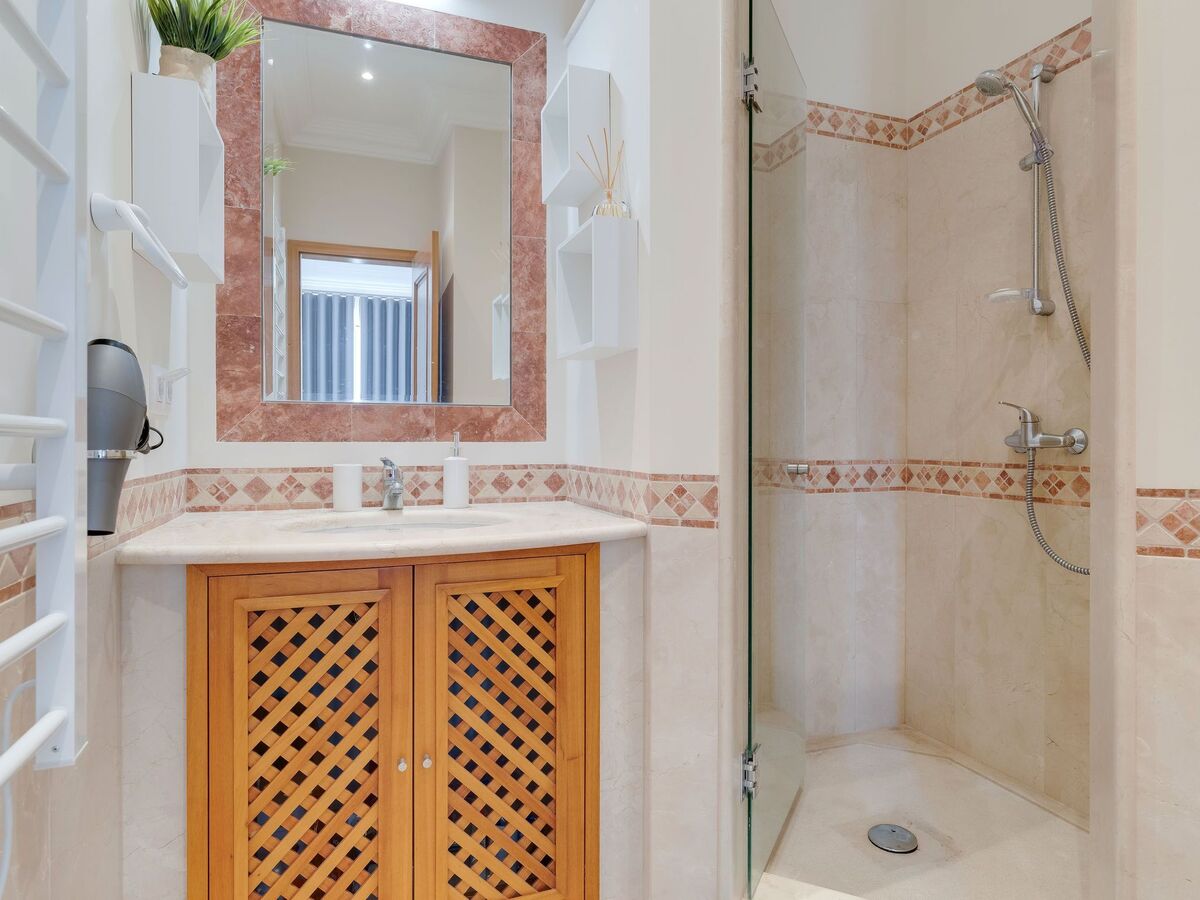 Villa 3 chambres avec vue sur la baie de Funchal - Photo 28