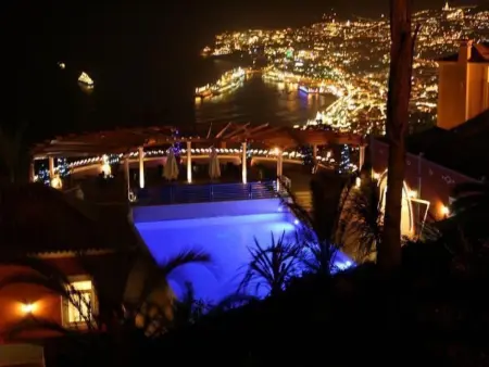 Appartement 1 ch avec piscine commune à Funchal : photo 12