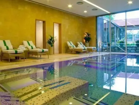 Appartement 1 ch avec piscine commune à Funchal : photo 15
