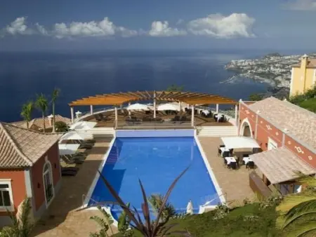 Appartement 1 ch avec piscine commune à Funchal : photo 17
