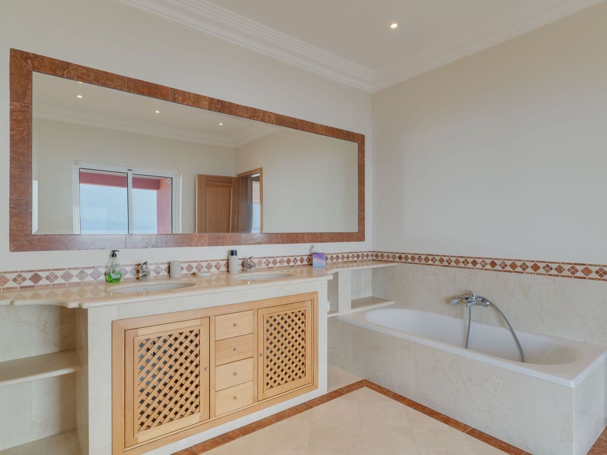 Villa Pembe – Maison 6 pers. avec piscine à Funchal - Photo 27