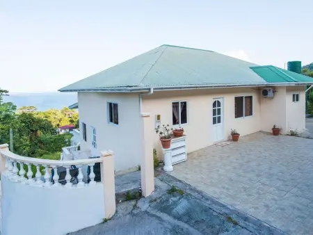 Location maison à Beau Vallon, Haus Megan in der Nähe vom Strand