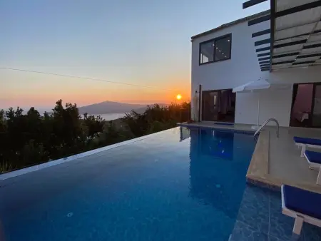 Location maison à Kalkan, Zey