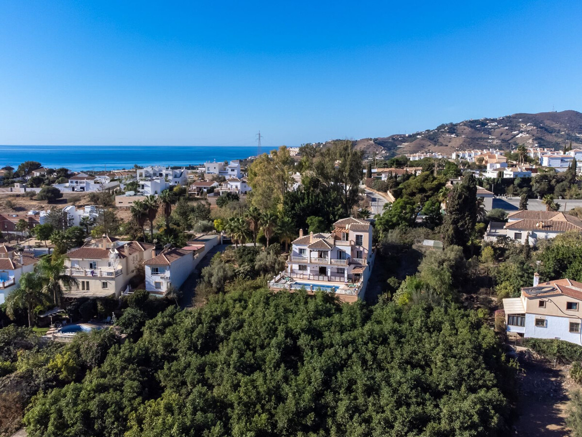 Villa 5 chambres Nerja : piscine, vue mer et montagnes - Photo 17