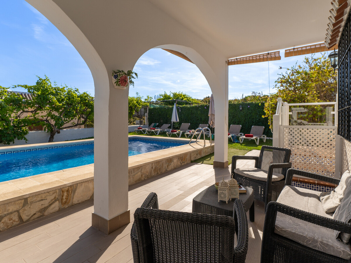 Villa 3 chambres, piscine privée 7x4m à Nerja - Photo 4