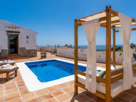 Location gite à Nerja, Charmant gîte rustique à Nerja avec piscine privée