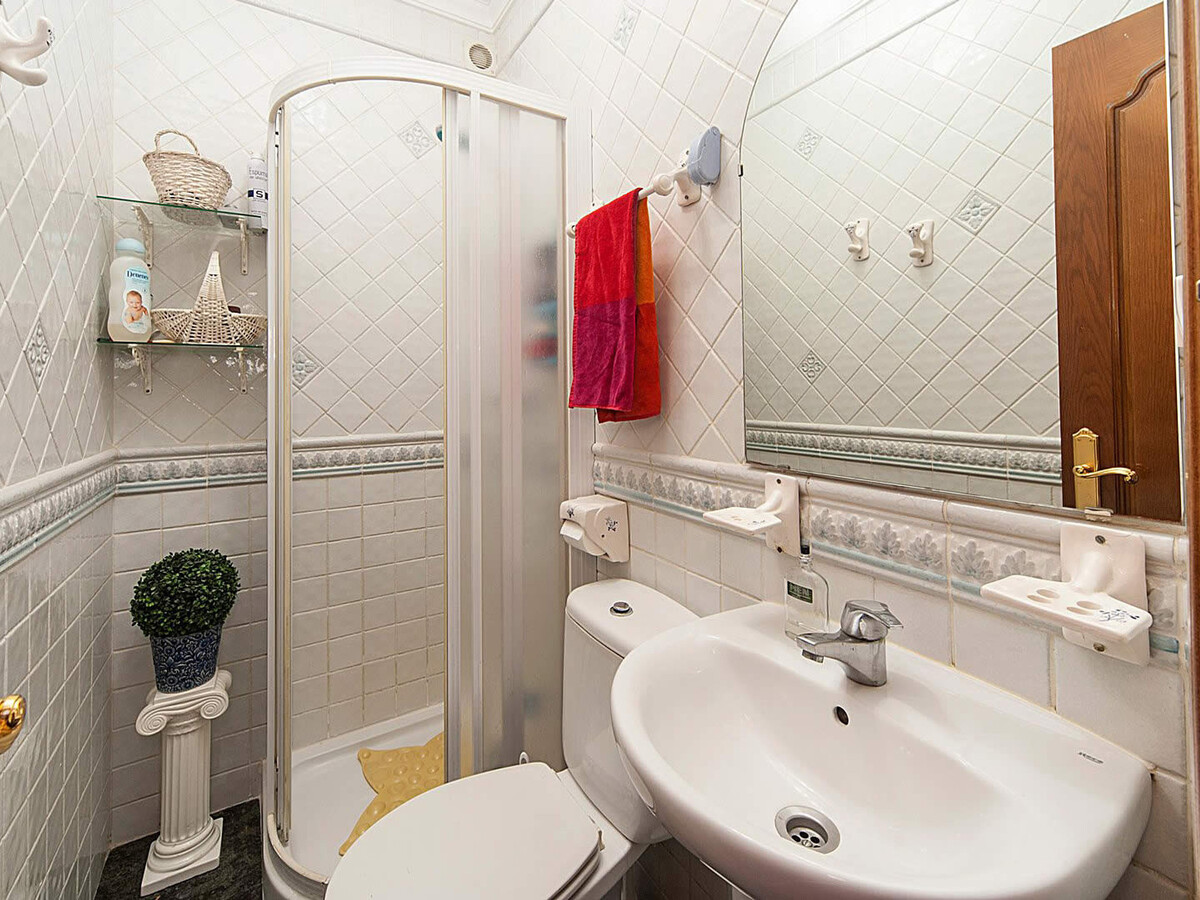 Villa andalouse 3 chambres avec piscine, centre Nerja - Photo 17