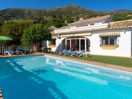 Location villa à Mijas, Excellente villa andalouse avec grande piscine privée