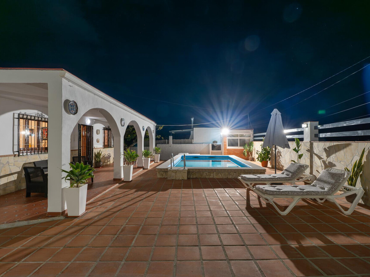 Villa 3 chambres avec piscine privée à Nerja - Photo 10
