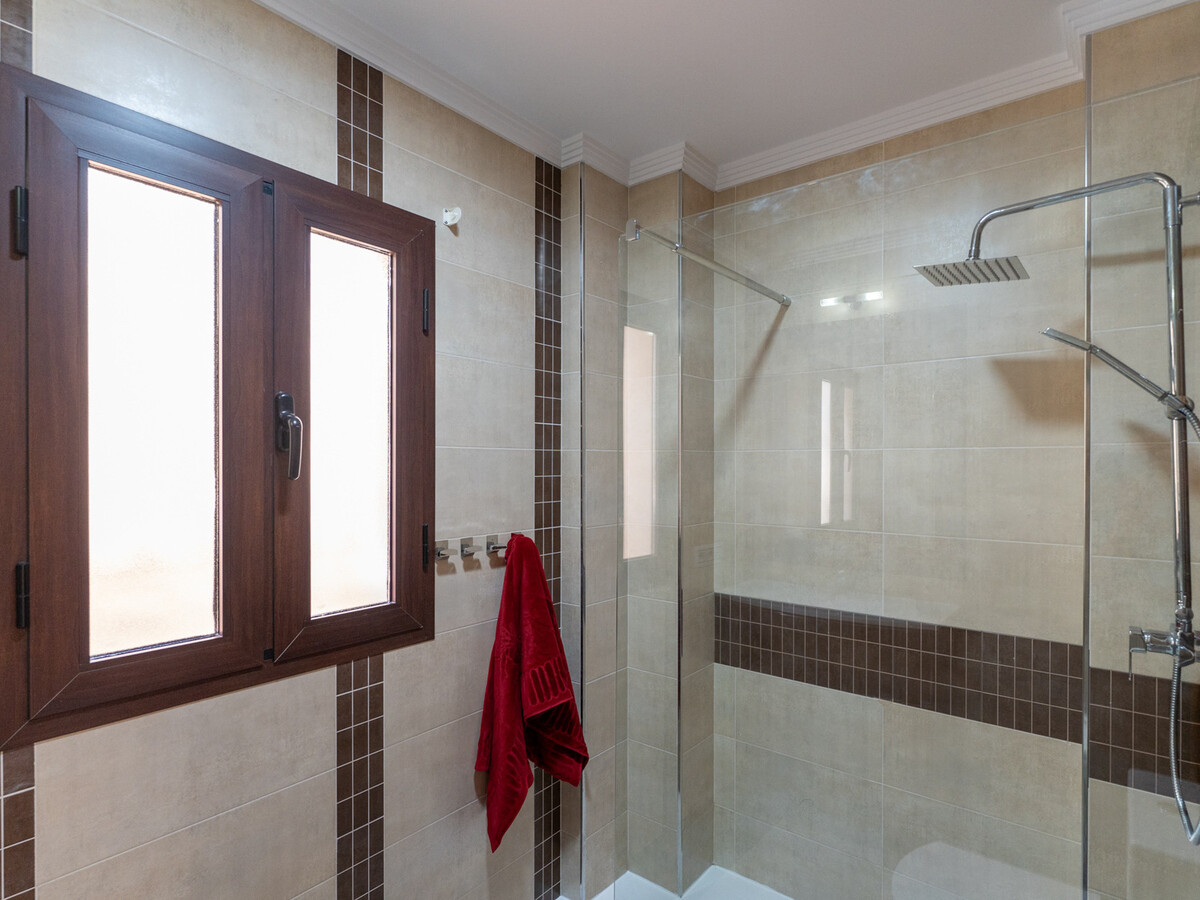 Villa moderne 3 chambres, piscine privée à Nerja - Photo 33