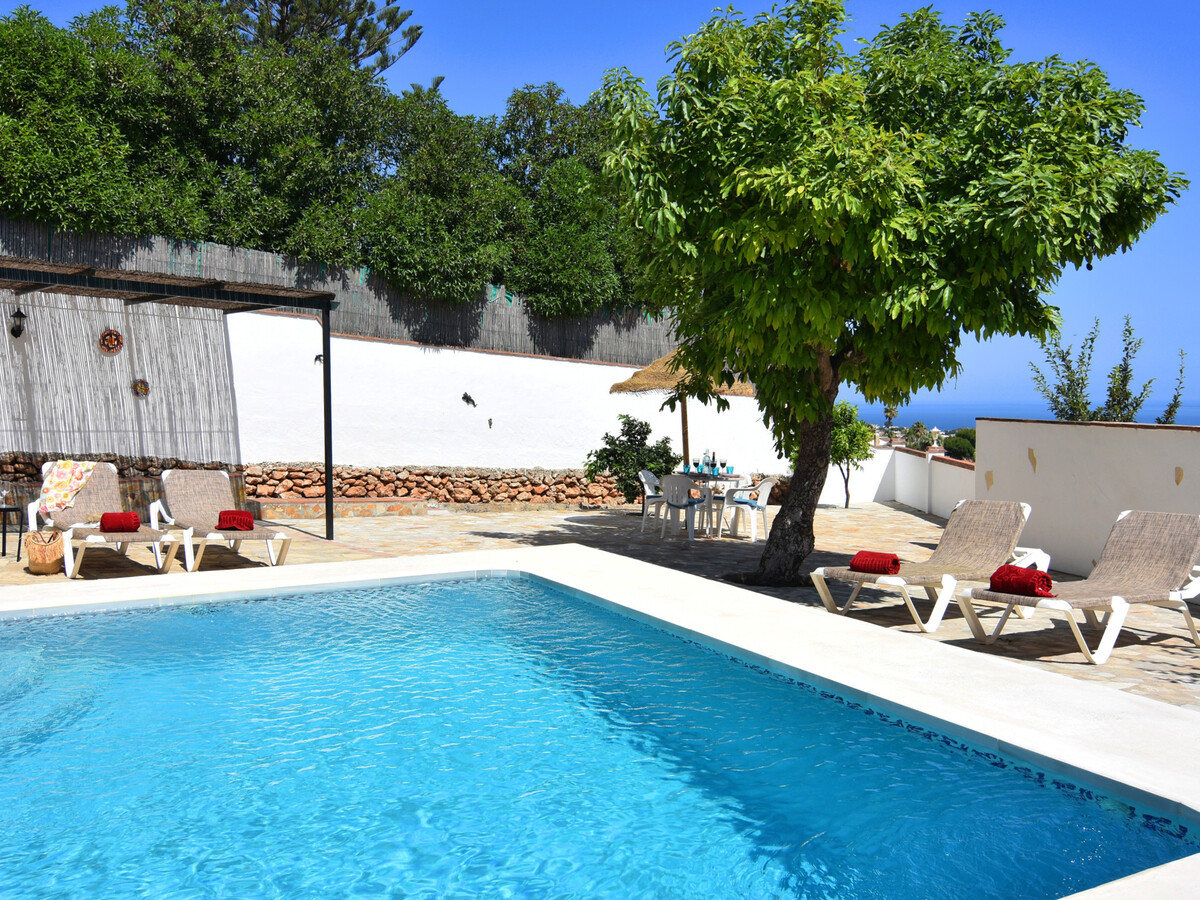 Villa 4 pers. à Nerja, piscine privée et terrasse panoramique - Photo 2