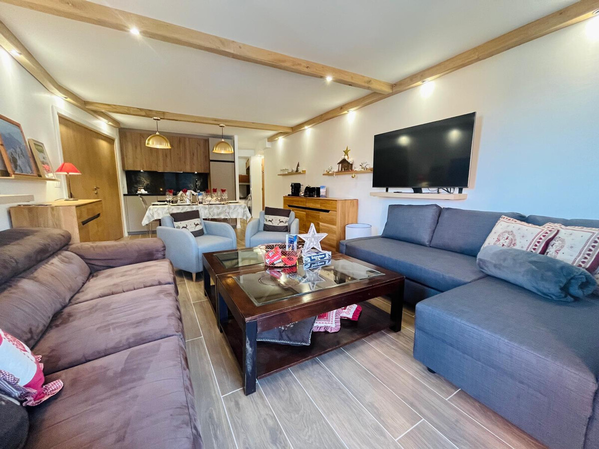 Appartement rénové Méribel, vue montagne, balcon ouest - Photo 1