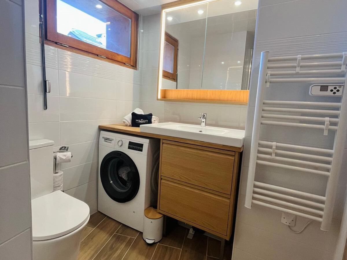 Appartement rénové Méribel, vue montagne, balcon ouest - Photo 8