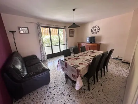 Appartement spacieux 3 pièces, terrasse et parking privé, 7 couchages : photo 5