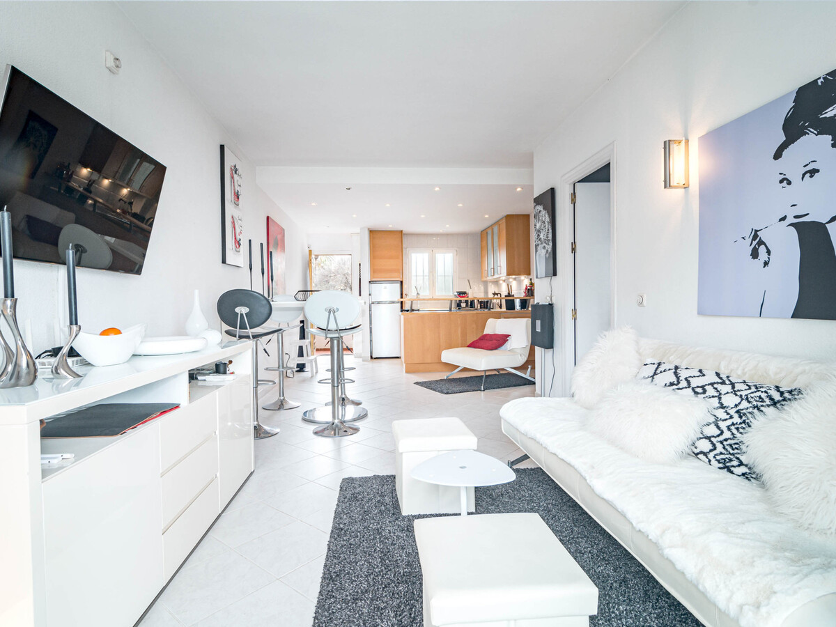 T2 Marbella avec piscine collective et parking - Photo 7