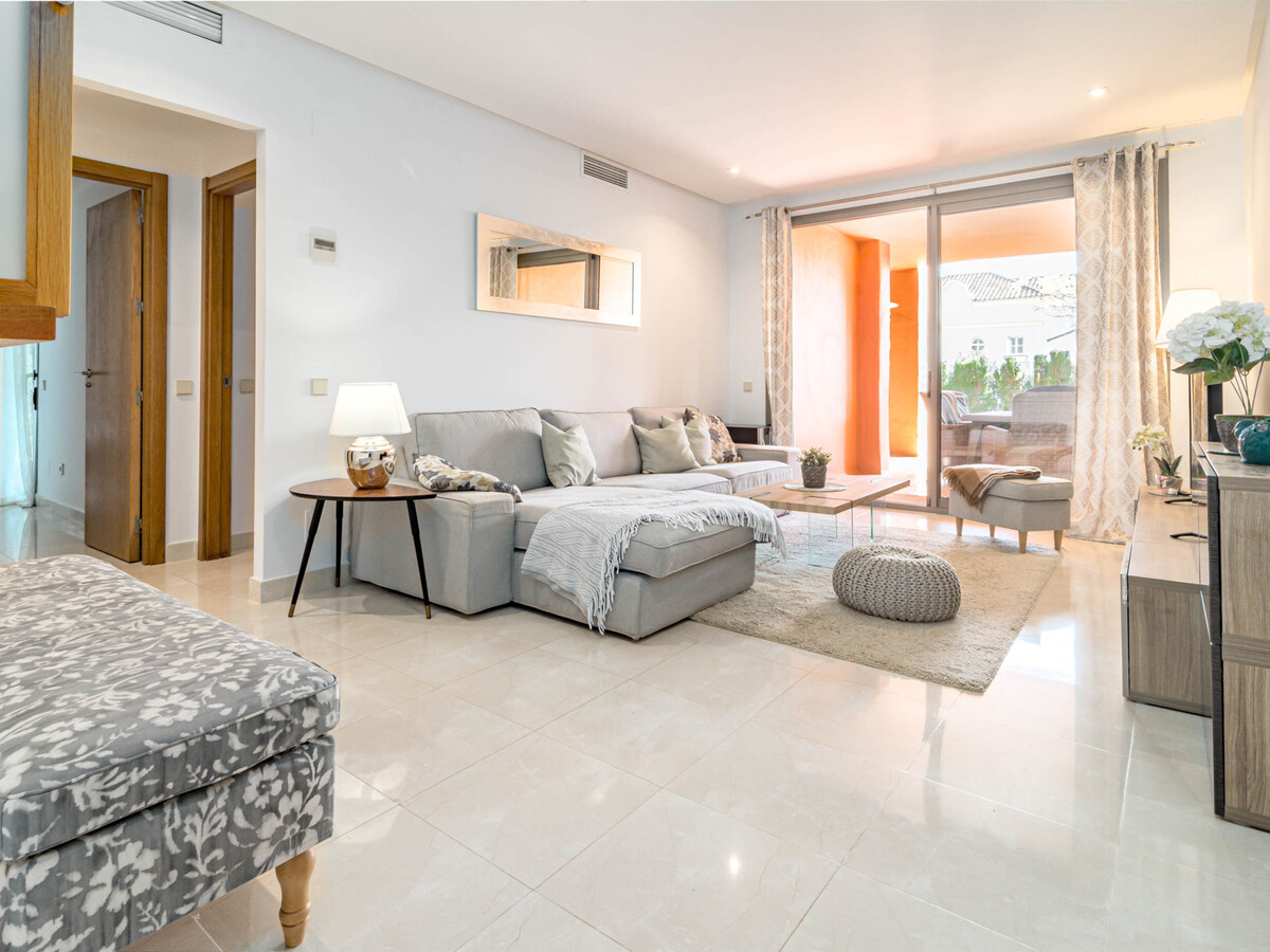Appartement 3 chambres à Estepona avec piscine et garage - Photo 3