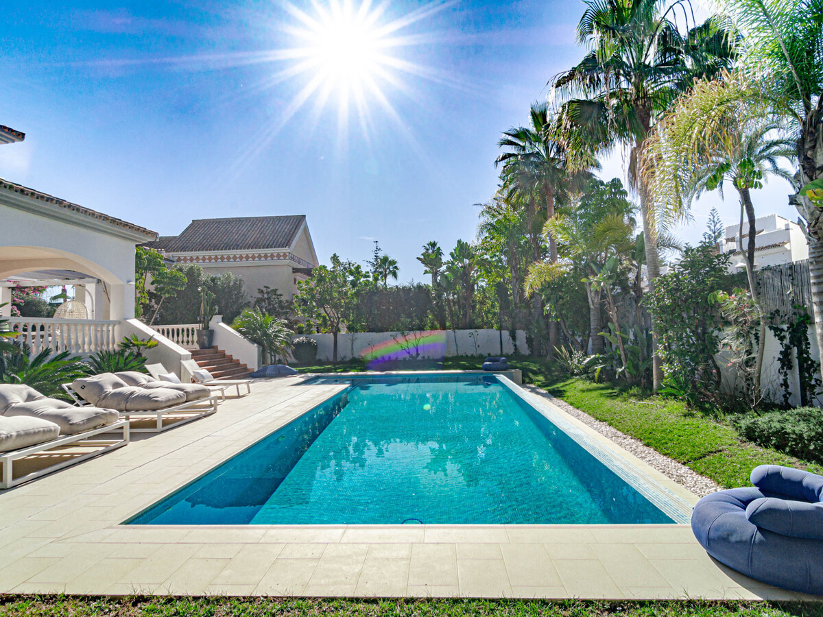 Villa 5 chambres, 550 m², piscine privée à San Pedro - Photo 6