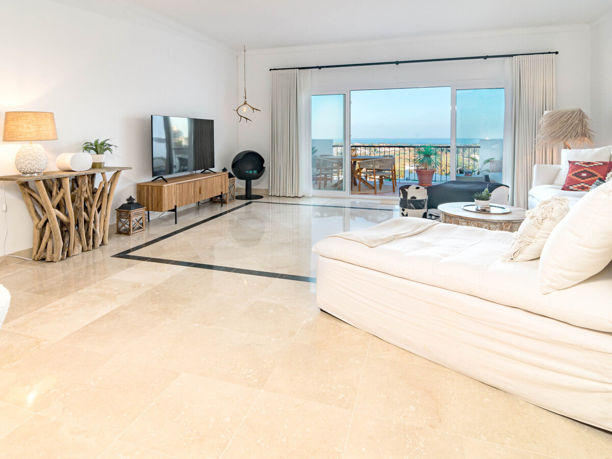 Appartement 2 ch avec piscine, sauna et jacuzzi - Photo 9