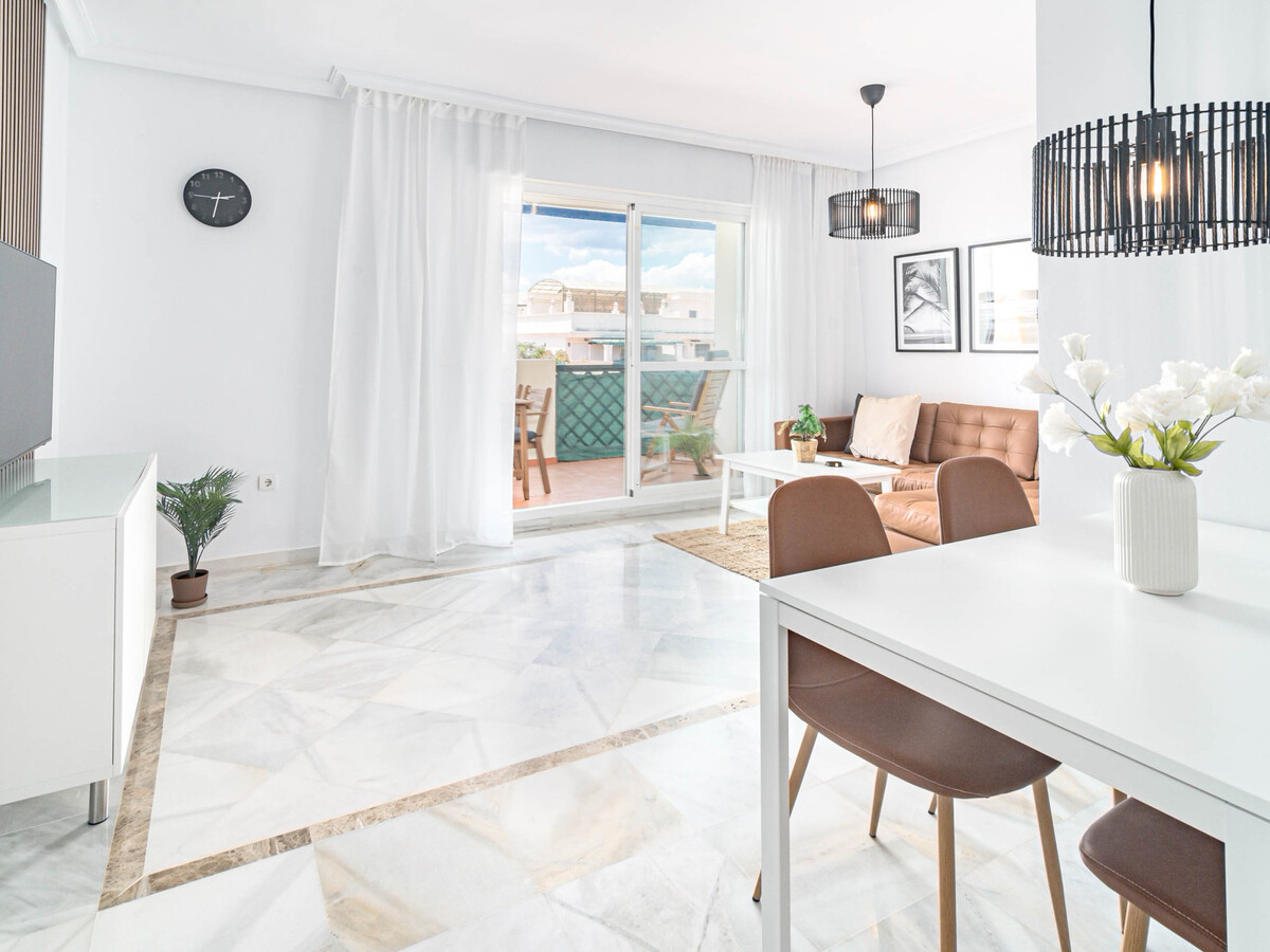 Appartement 2 chambres avec piscine à Nueva Andalucía - Photo 12
