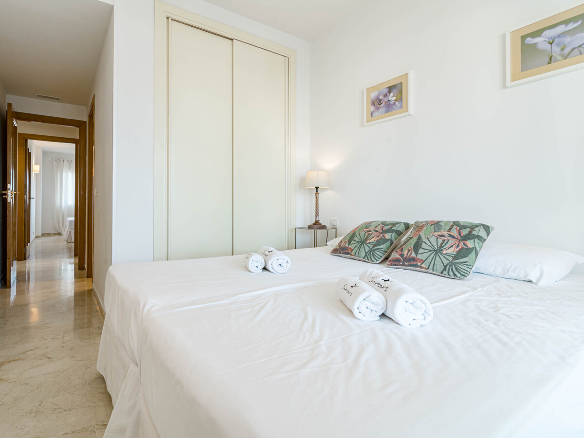 Appartement 2 chambres avec terrasse et piscine - Photo 15